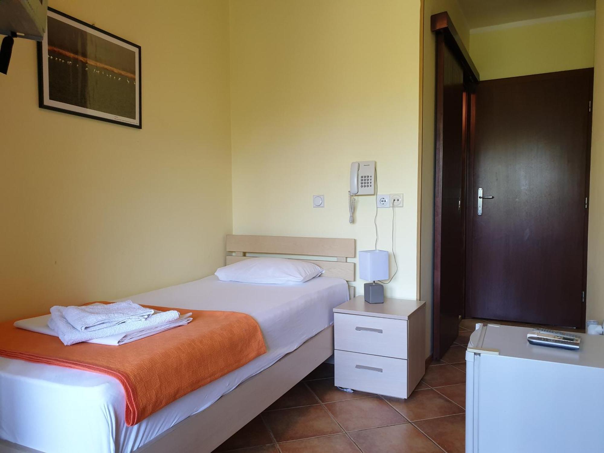 Hotel Pelikan Virpazar Exteriér fotografie