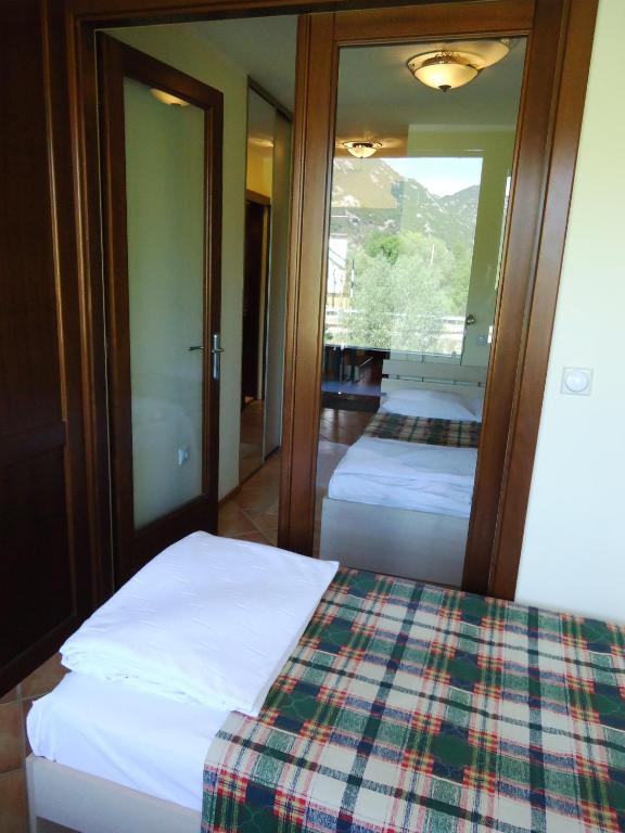 Hotel Pelikan Virpazar Exteriér fotografie