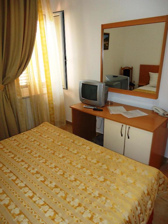 Hotel Pelikan Virpazar Pokoj fotografie