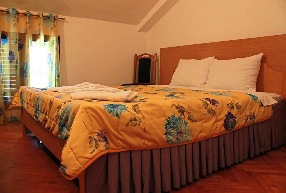 Hotel Pelikan Virpazar Exteriér fotografie